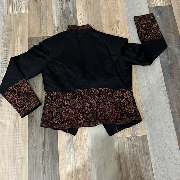 Coldwater Creek Black w/Embroidered Brown Border Jacket Size 8 - Picture 7 of 7
